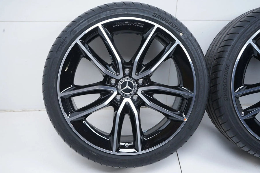 Mercedes CLA35 W118 C118 Winterräder mit neuen Winterreifen 245 35 19 Zoll