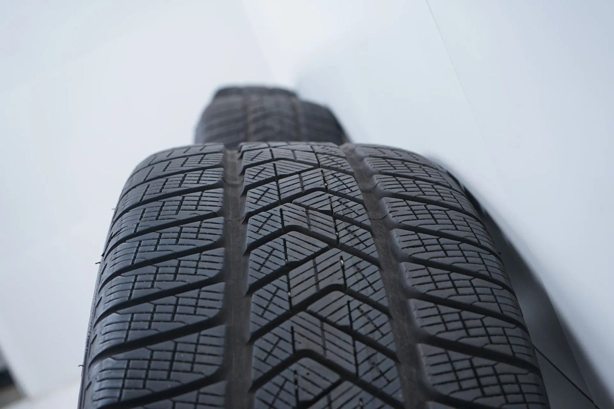 Mercedes EQC W293 N293 Winter Tires Winter Wheels 19 Inch Detailansicht 10
