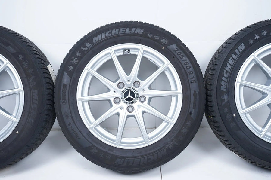Roues et pneus hiver 16 pouces pour Mercedes Classe AB W177 W247