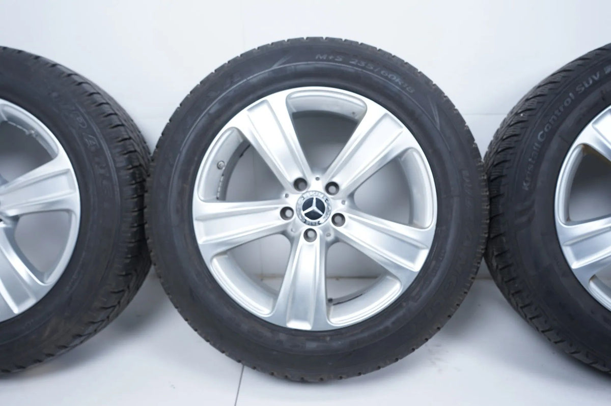 Mercedes GLC W253 X253 All-weather tires 235 60 18 inch Detailansicht 4