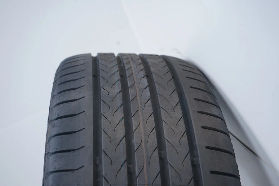 MINI Countryman U25 BMW X1 U11 Summer Wheels 245 40 20 inch