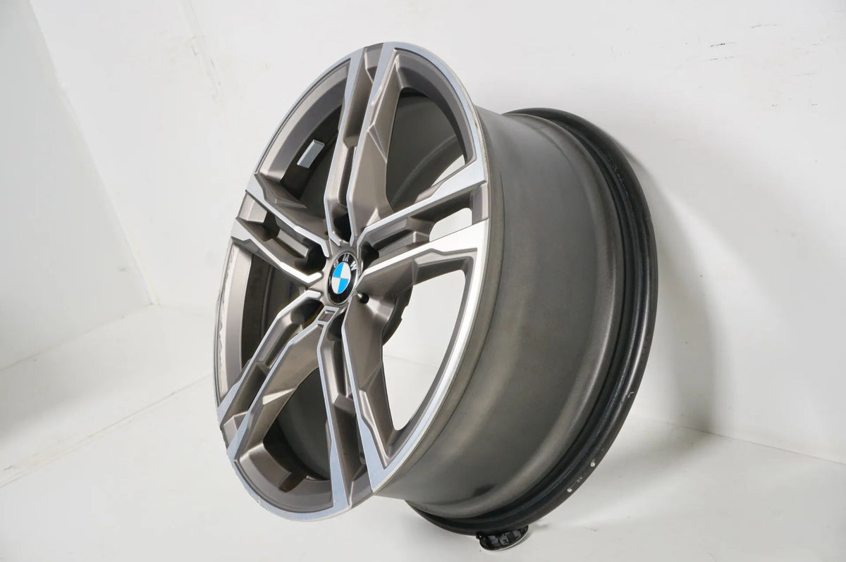 1 x jante alliage Originale BMW Série 1 F40 18 pouces 556M 8053524 Défectueuse Detailansicht 8