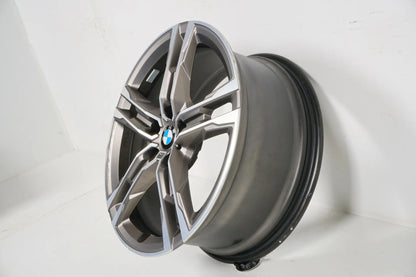 1 x jante alliage Originale BMW Série 1 F40 18 pouces 556M 8053524 Défectueuse