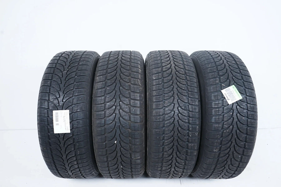 4 pneus hiver Bridgestone 235 60 18 pouces DOT19/18 environ 6mm MO