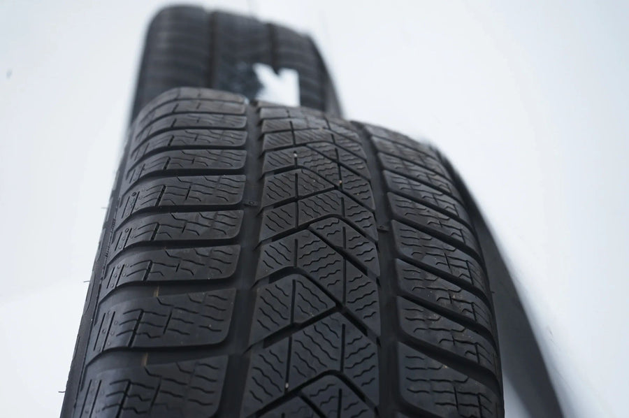 Mercedes C Klasse W206 Winterreifen Winterräder 225 45 18 Zoll