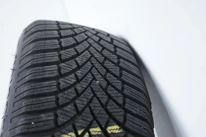 VW Volkswagen T Cross zimní kola zimní pneumatiky 205 60 16 palců