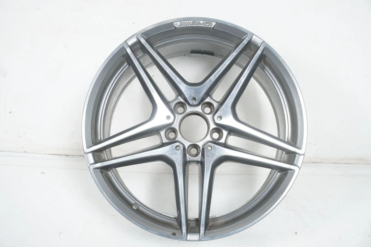 1x Hliníkový disk Mercedes C63 AMG W205 19 palců A2054013600 8,5J ET54