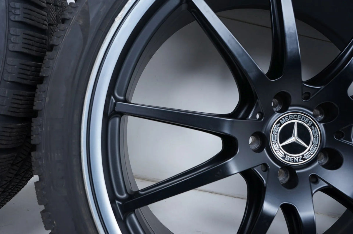 Mercedes AMG GT X290 W290 Winterreifen Winterräder 21 Zoll 4 Door Detailansicht 8
