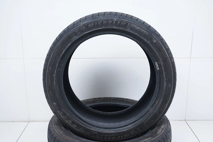 2 x All-weather tires, all-season tires, 255/45/19 inch Michelin DOT23