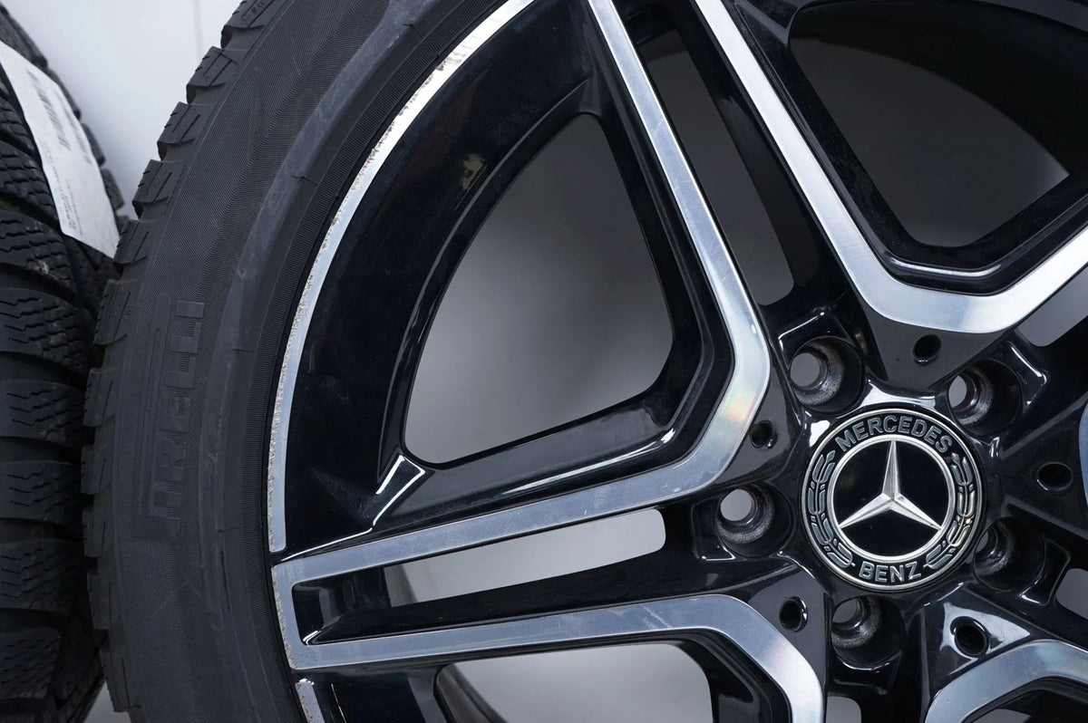 Mercedes A-/B-klasse W177 C118 B247 winterbanden 225 45 18 inch Detailweergave 7