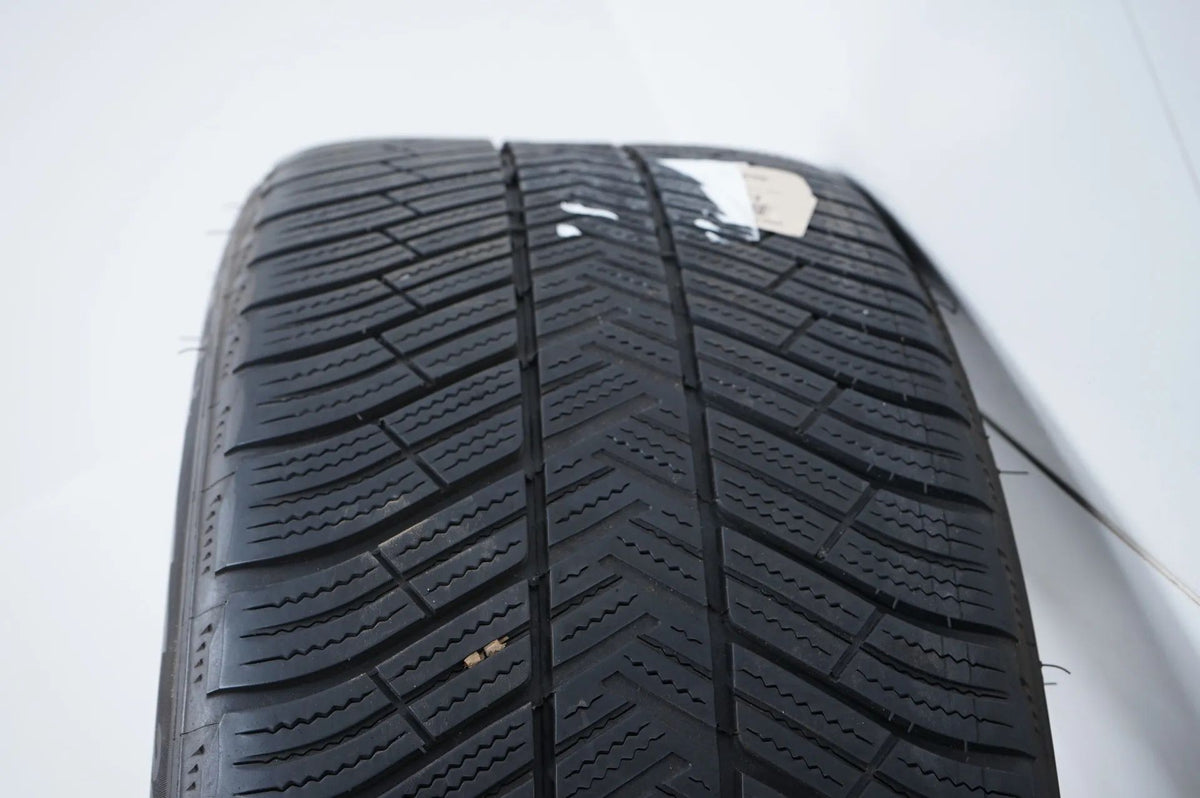 Mercedes E63 AMG W213 Winterreifen Winterräder 19 Zoll Detailansicht 12