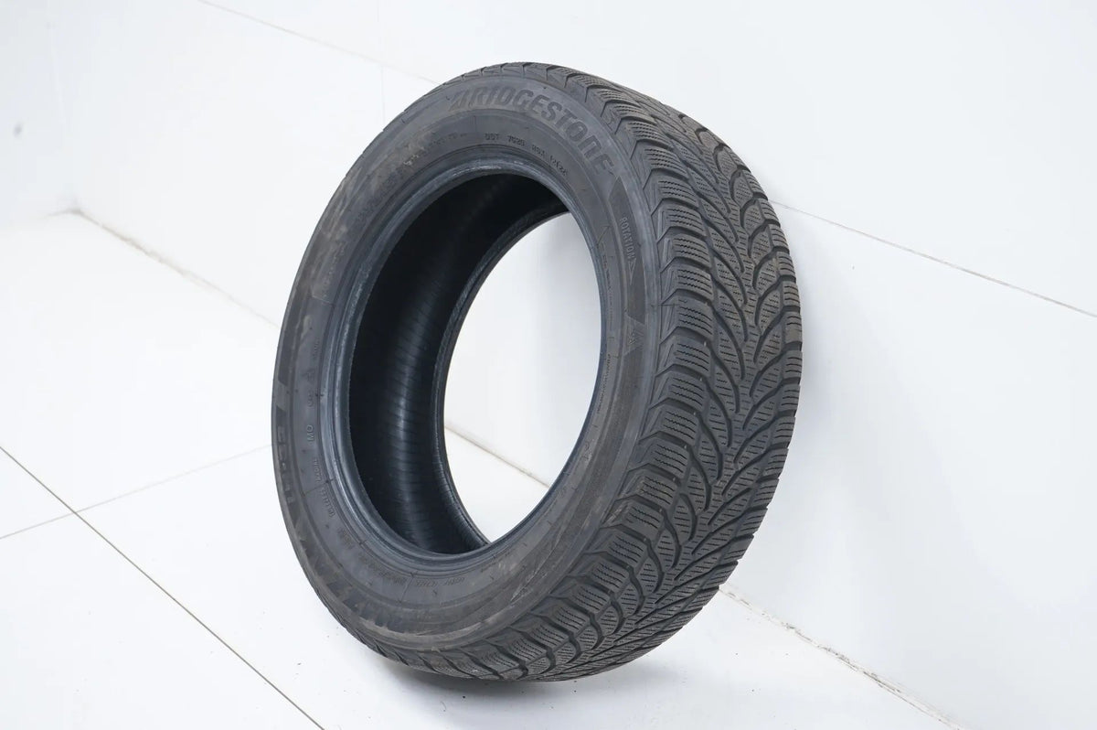 1x Winter tire 205 60 16 inch Bridgestone approx. 3.5 mm DOT22 MO Detail view 5