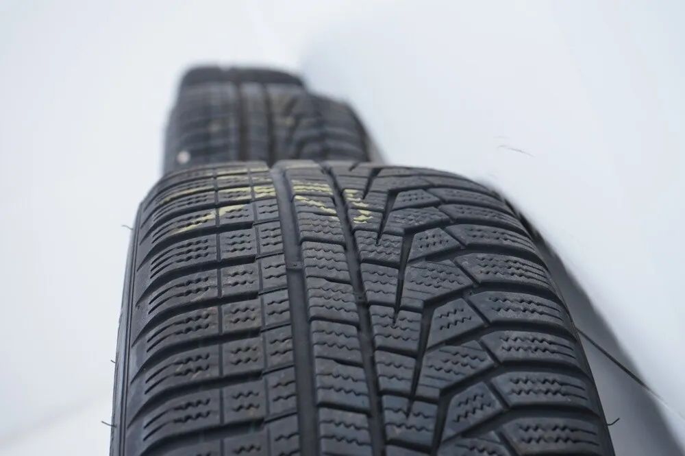 Mercedes A B Klasse W177 B247 Winterräder Winterreifen 17 Zoll Detailansicht 10