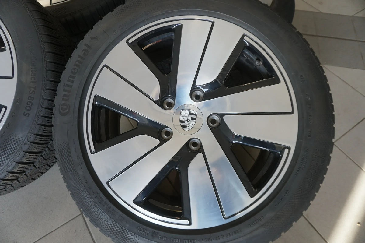 Jantes alu 19 pouces d'origine Porsche Taycan avec pneus hiver Detailansicht 3