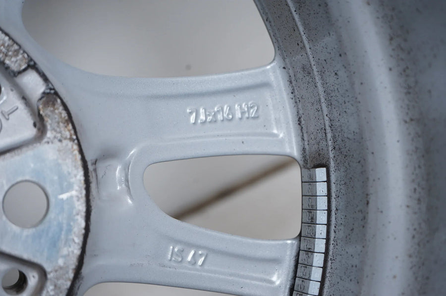 Roues et pneus hiver 195/60 R16 pouces pour BMW Série 2 Active Tourer F45