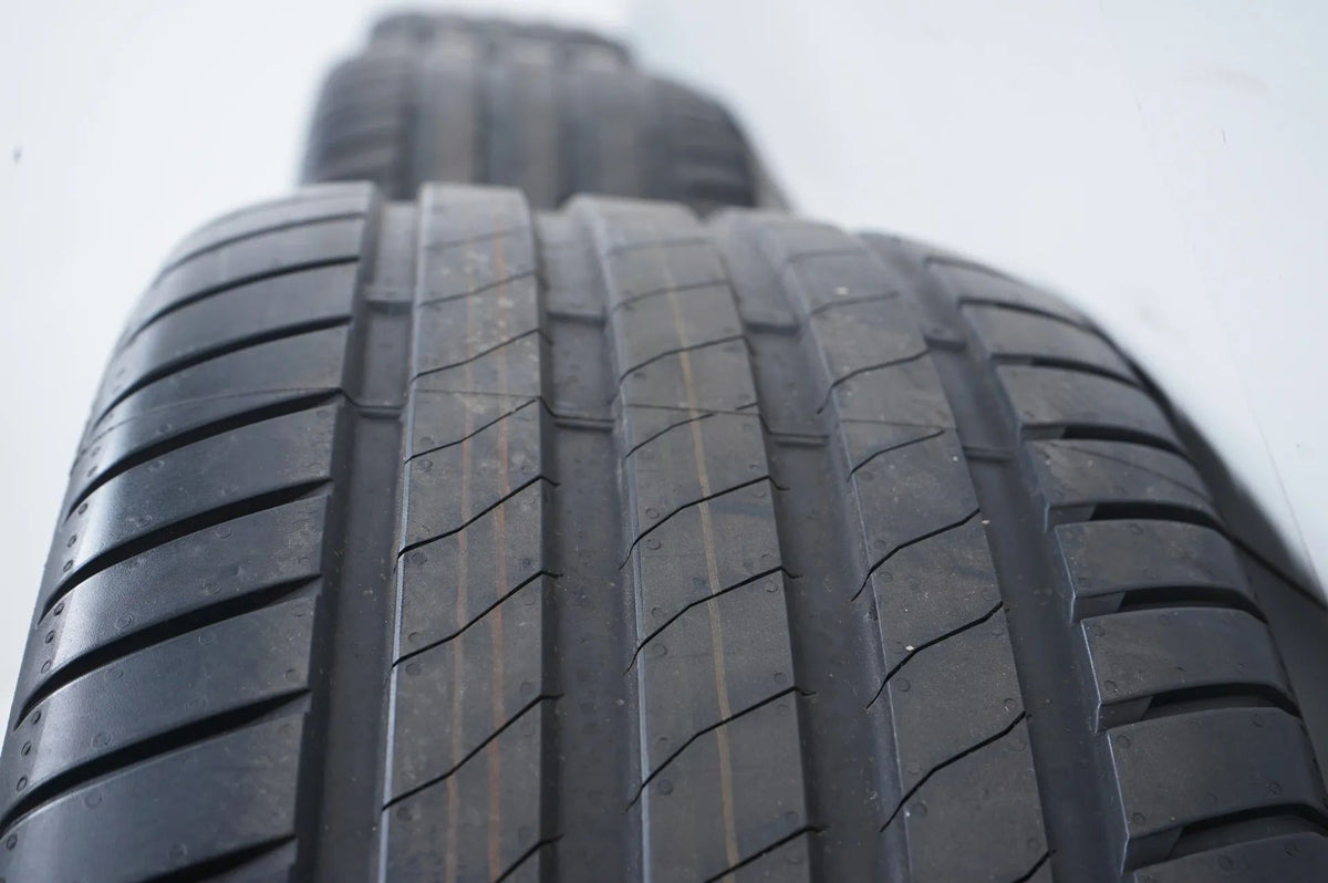 Mercedes CLA35 W118 C118 summer wheels, summer tires 245/35/19 inch Detailansicht 14