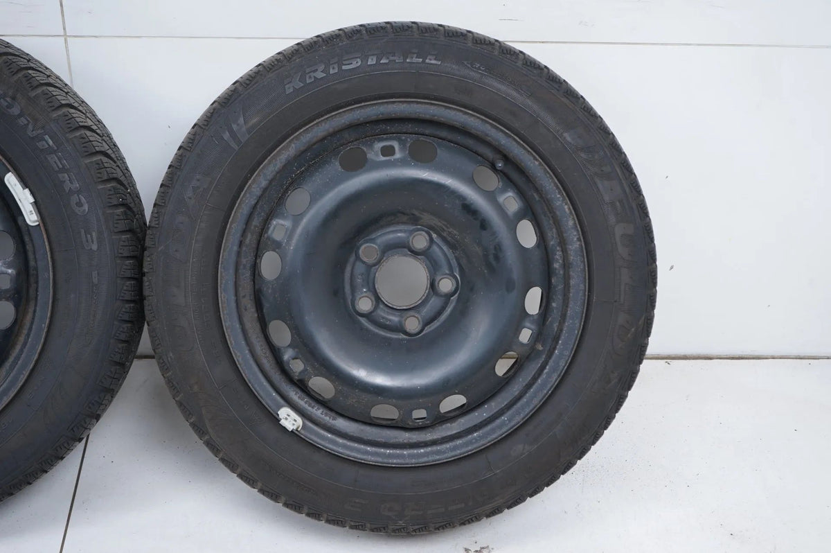 Unknown winter wheels/tires 185/60/15 inch 5 x hole 6J ET Detailansicht 6