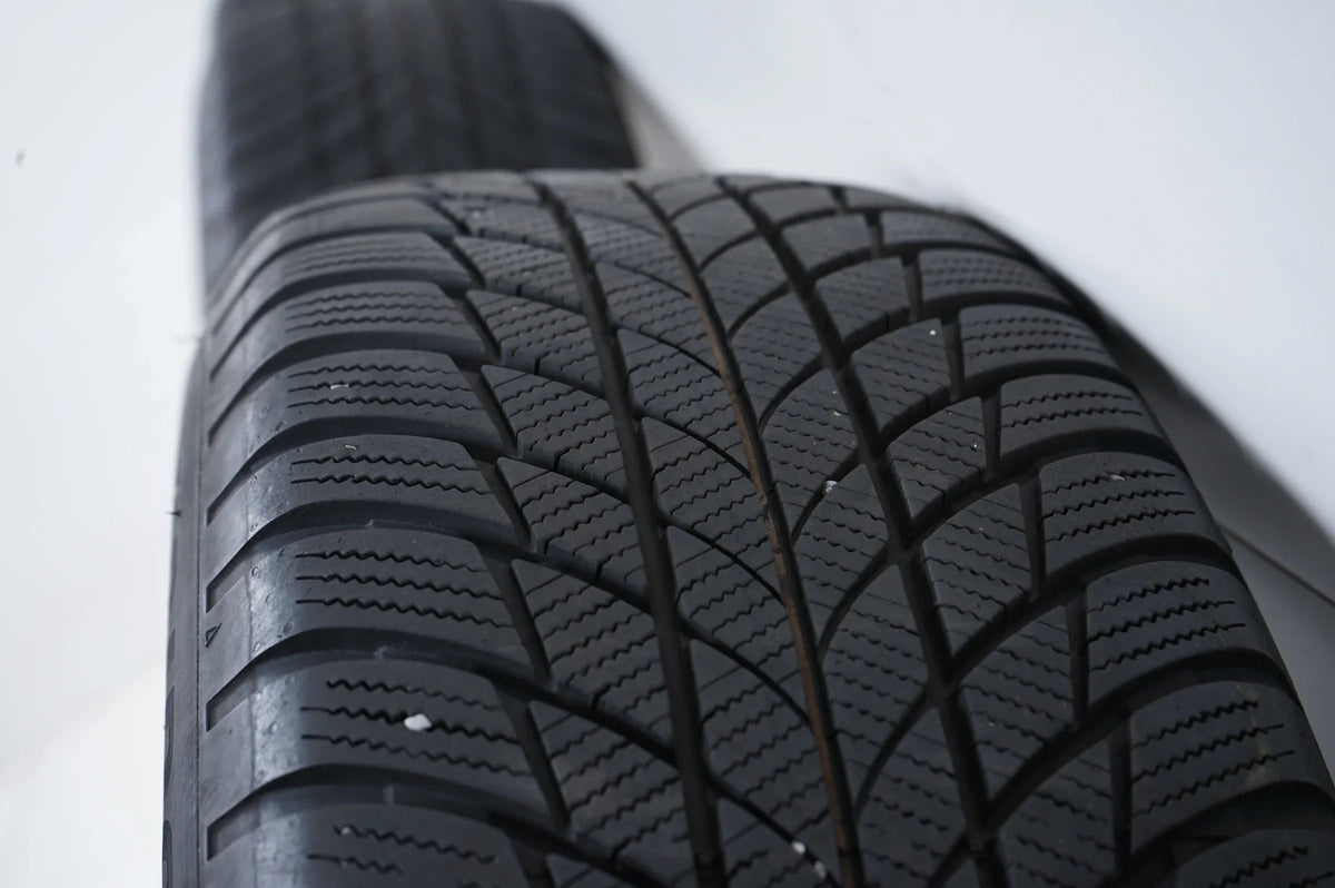 BMW X3 X4 G01 G02 Winter Tires Winter Wheels 225 60 18 inch Detailansicht 10