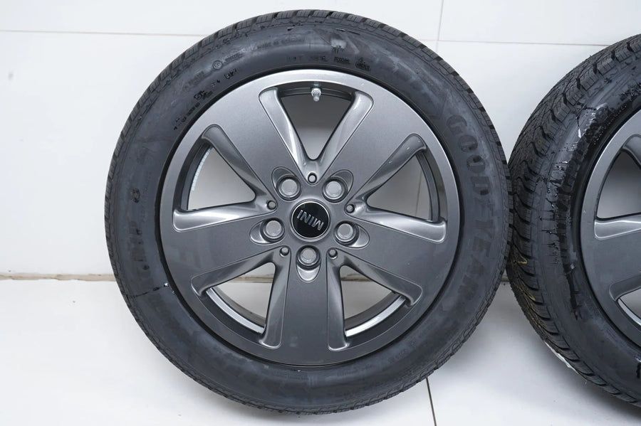 Pneus hiver MINI F55 F56 F57, jantes hiver 195/55/16 pouces