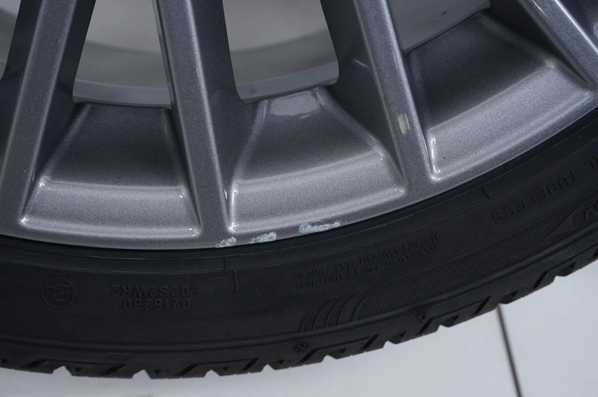 Audi TT 8S winter tires/wheels 245/40/18 inch 8S0601025D Detailansicht 4