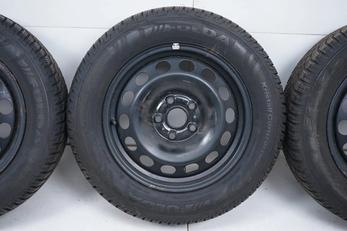 VW Volkswagen Passat 3G Winterreifen Winterräder 215 60 16 Zoll Detailansicht 5