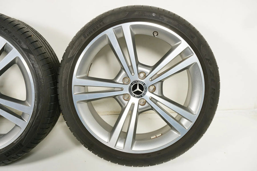 Mercedes A B Cla W177 C118 B247 Winterräder mit neuen Winterreifen 225 40 19 Zoll