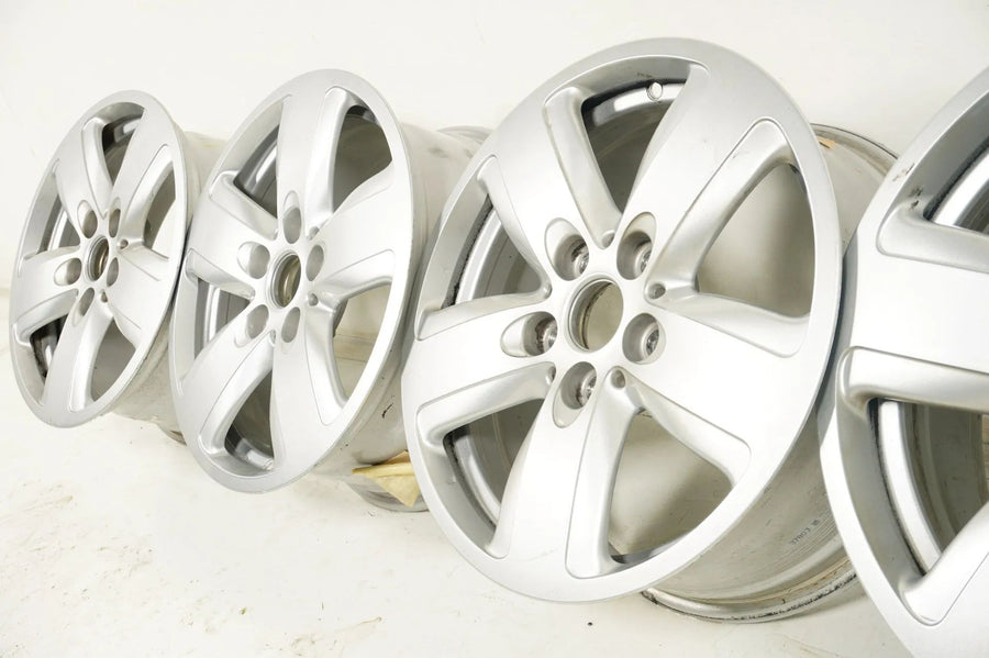 MINI Clubman F54 lichtmetalen velgen 16 inch 517 6856043 7J