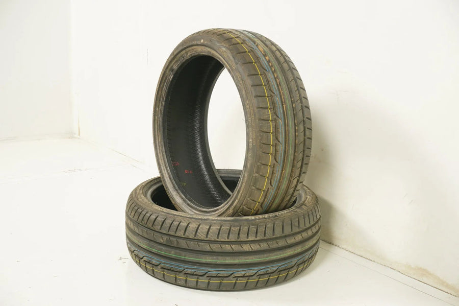 2x New Demo Summer Tires 205 40 18 inch Dunlop DOT17 BMW* RFT