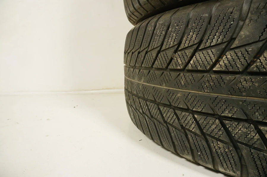 4 x Winterreifen Bridgestone 245 50 19 Zoll DOT18 Bmw* ca.5mm RFT