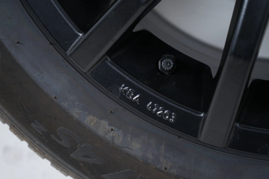 Hyundai i30 Winterräder Winterreifen 205 60 16 Zoll