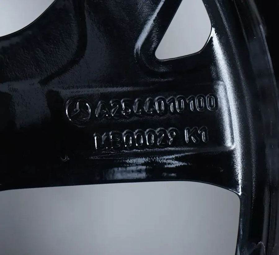 Original Mercedes GLC X254 Alufelgen TOP Winterräder Winterreifen 235 60 R18 8mm