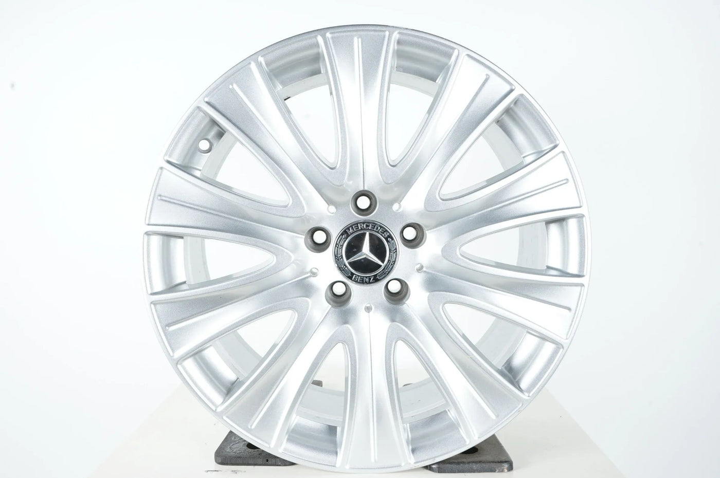 1x Mercedes S Klasse W222 Alufelge 18 Zoll A2224013200 8,5J ET35,3