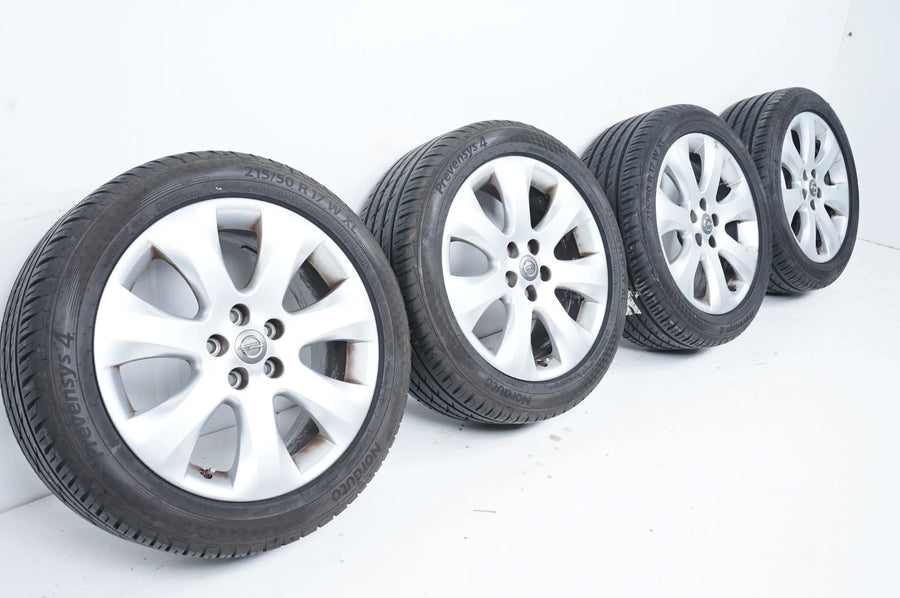 Opel Astra J Winterräder mit neuen Winterreifen 215 50 17 Zoll
