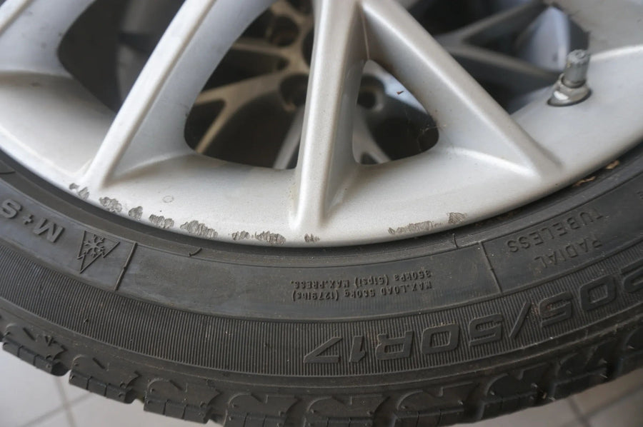 Original BMW 1er F20 2er F22 17 Zoll Alufelgen Winterreifen 205 50 R17 2015 7mm