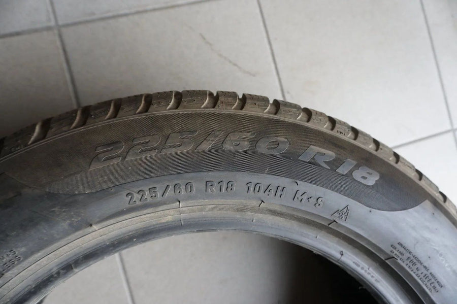 1 X 225 60 R18 104H Winterreifen Pirelli SottoZero 3* RSC RunFlat 2017 6mm