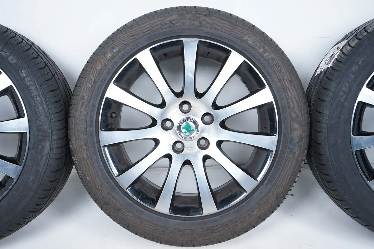 Skoda Yeti Sommerräder Sommerreifen 225 50 17 Zoll 5L0601025D Detailansicht 4
