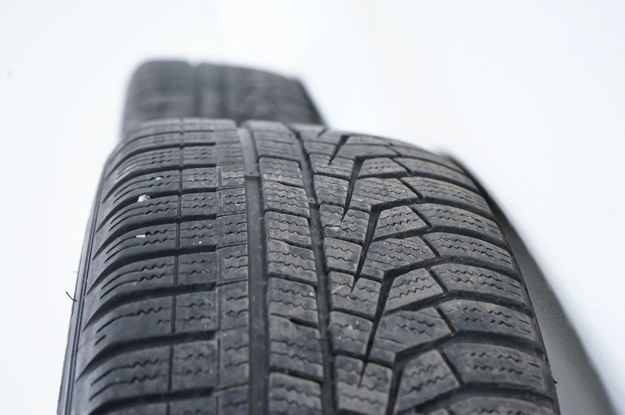 Mercedes A B CLA Klasse W177 B247 C118 Winterräder 205 55 17 Zoll