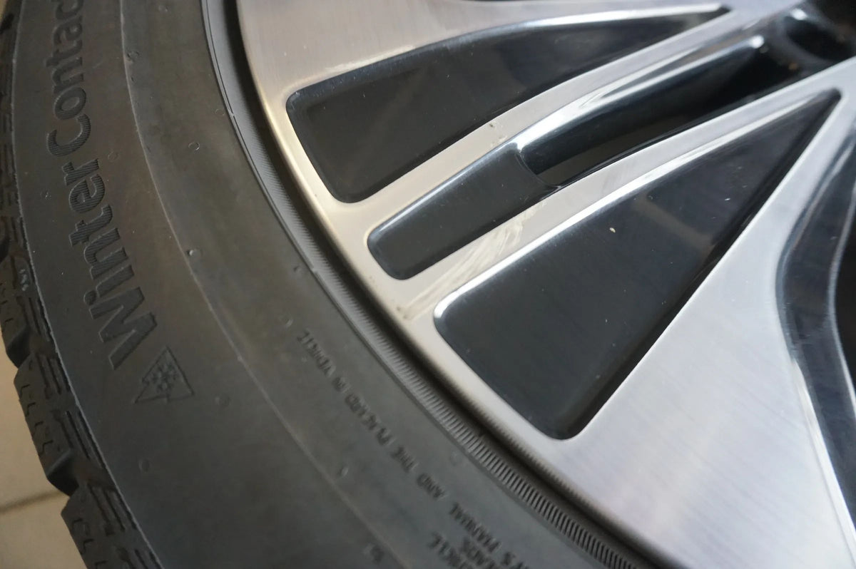 Original Mercedes E-Klasse W214 S214 Alufelgen Winterreifen 245 45 R19 Zoll Detailansicht 9