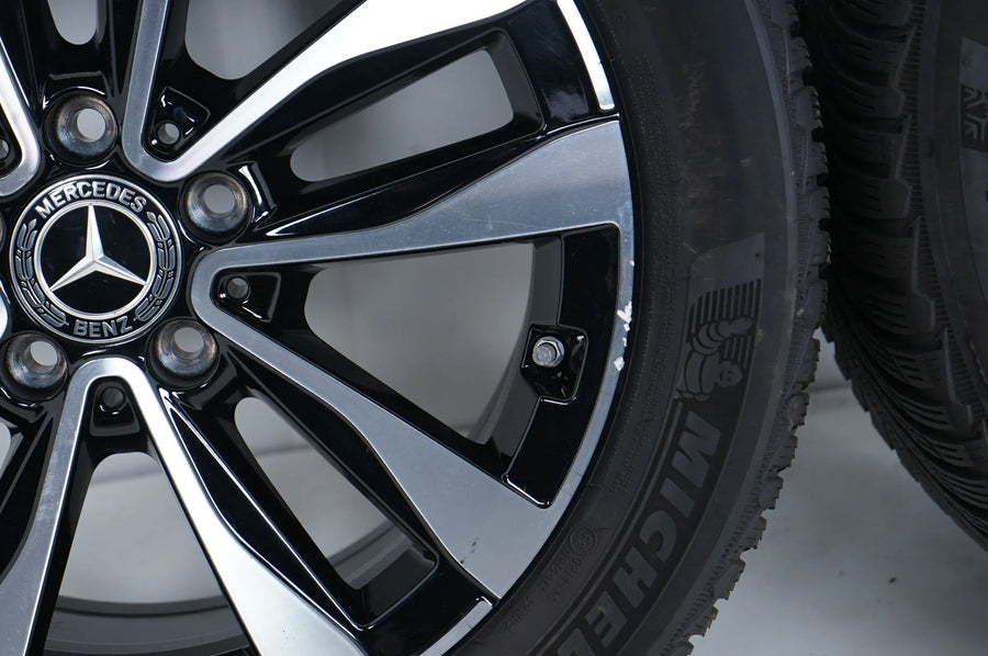 Mercedes C Klasse W206 Hybrid Winterräder Winterreifen 17 Zoll