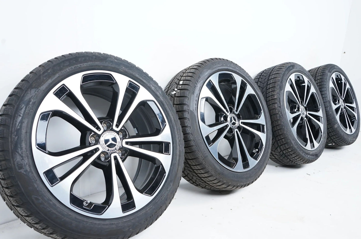 Mercedes C Klasse W206 Winterräder Winterreifen 225 45 18 Zoll 8mm A2064016200