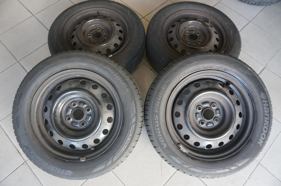 Original Toyota Corolla Stahlfelgen Felgen Sommerräder Sommerreifen 195 60 R15