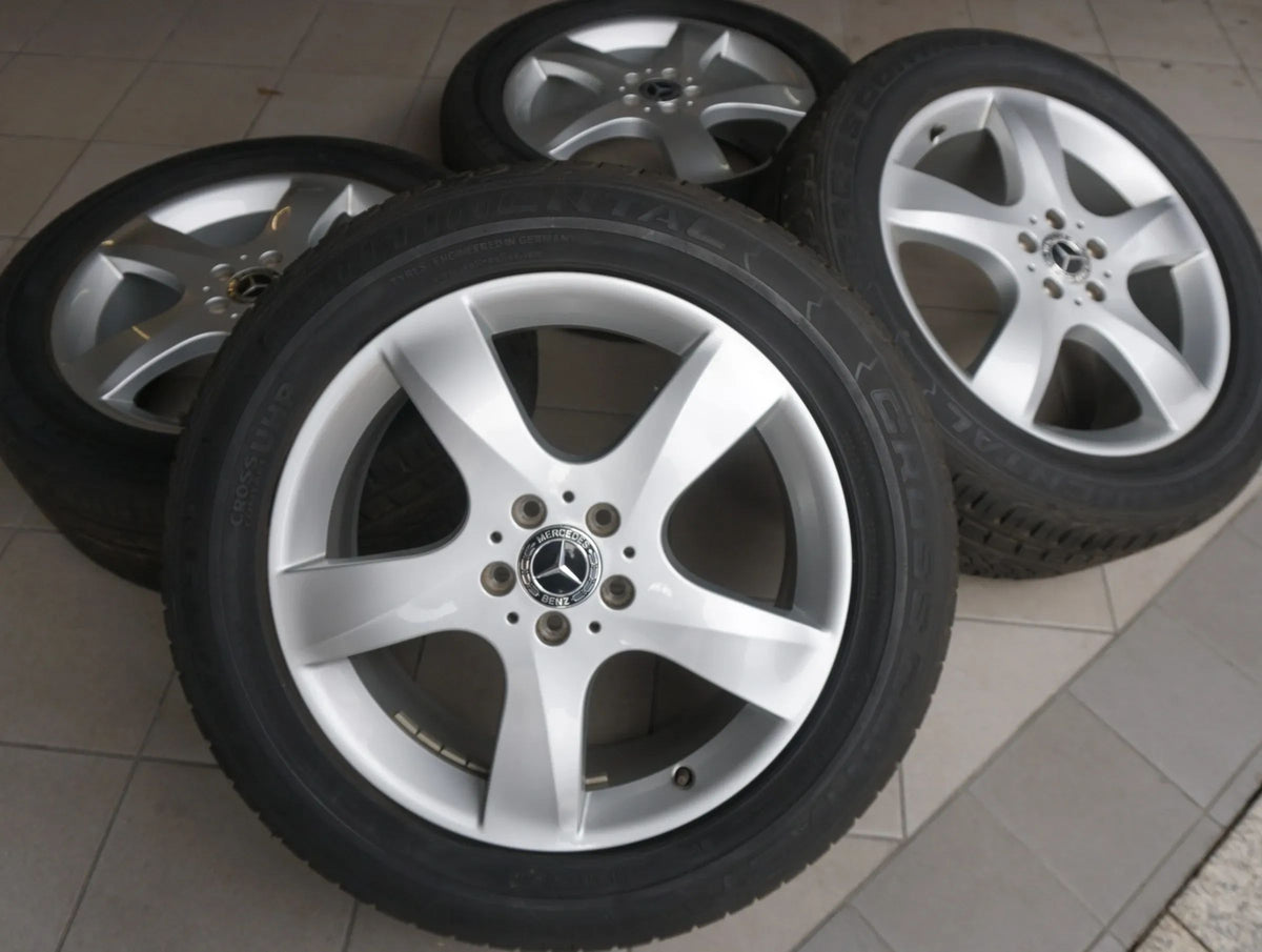 Jantes alliage d'origine Mercedes R-Klasse W251 19 pouces pneus été 255 50 R19 8mm Vue détaillée 2