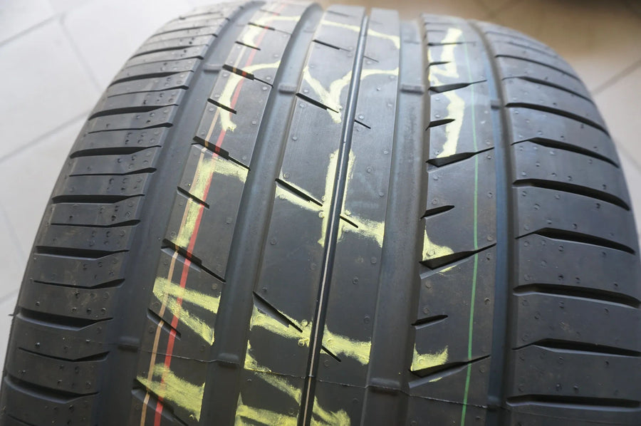 1 X 325 30 ZR19 R19 105Y Sommerreifen Toyo Proxes Sport 2023 7mm