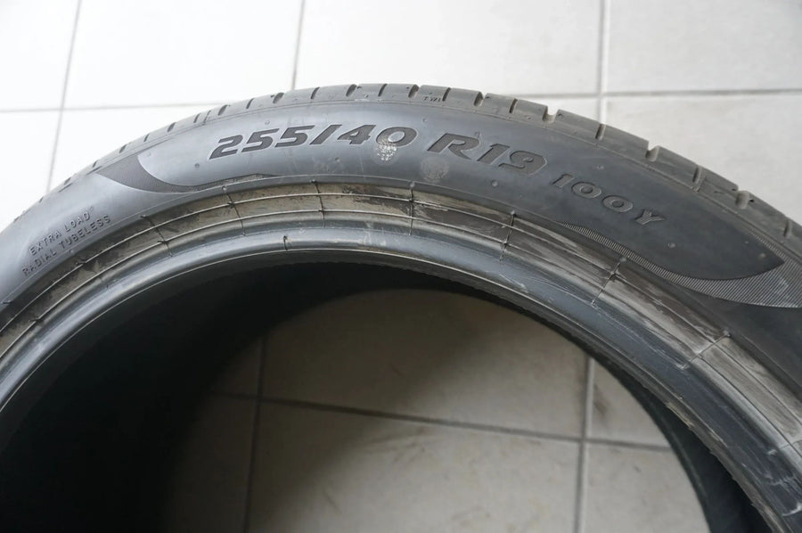 1 X 255 40 R19 100Y Pneu été Pirelli P Zero PZero * 6,5mm 2023