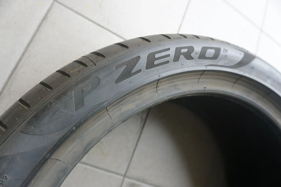 1 X 245 40 R19 94W Pneu été Pirelli P Zero PZero 7mm 2021