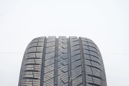 1x All-weather winter tire Vredestein 255 45 19 inch approx. 7m 24DOT