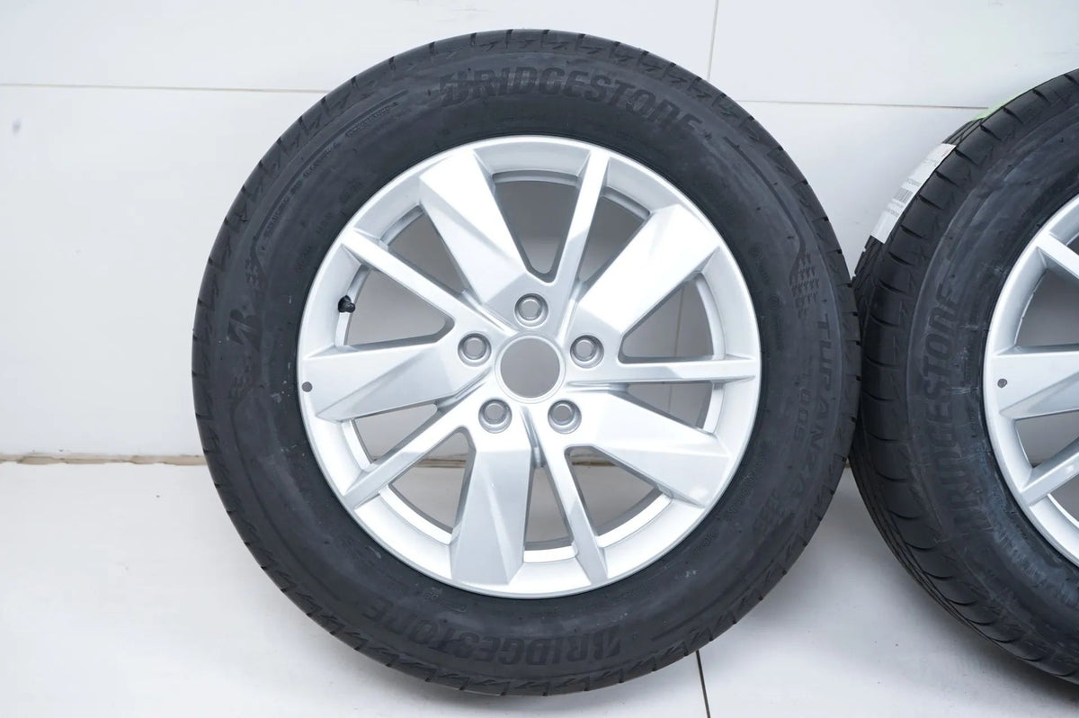VW Volkswagen Caddy 2K7 Summer Tires Summer Wheels 16 Inch Detailansicht 3