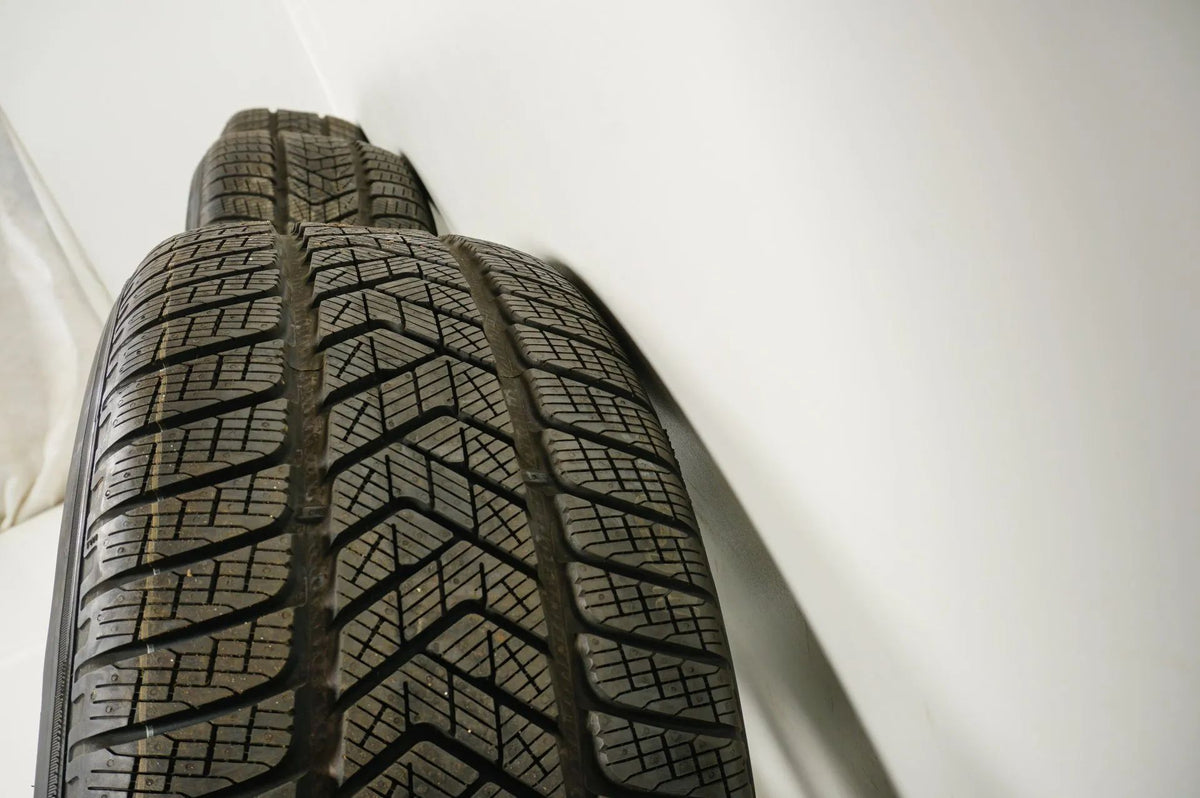WieNeu Maserati Levante Winterreifen Winterräder 255 60 18 Zoll Detailansicht 9