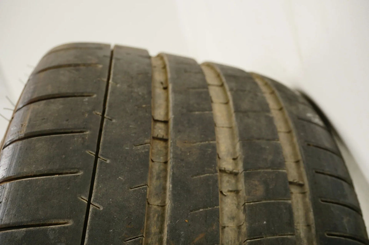 1 pneu été Michelin Pilot Sport 245 35 19 pouces DOT17 env.6mm Detailansicht 3