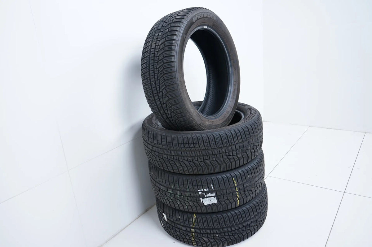 4 x Winterreifen 205 55 17 Zoll Hankook  DOT20 ca.5-6 mm MO Detailansicht 3